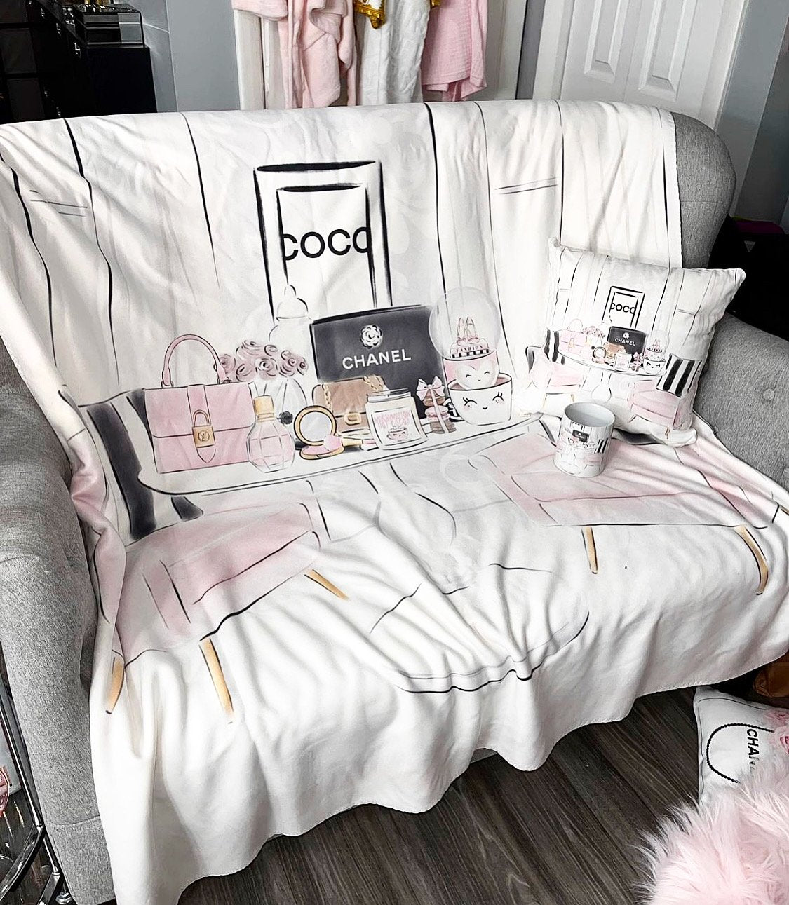 Classy and Fabulous Sherpa Blanket