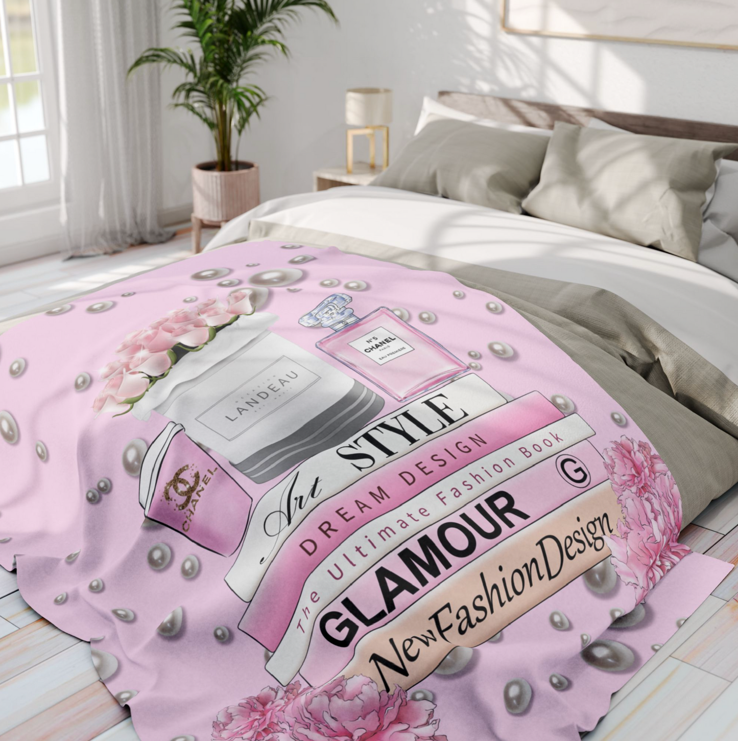 Pearl Glamour Fleece Blanket